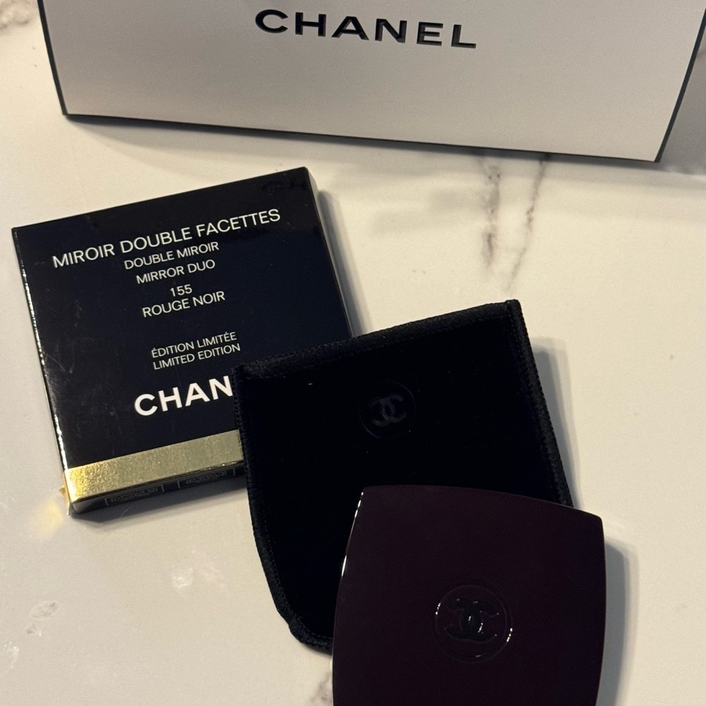 REDUCED NIB Chanel Miroir Double Facette limited edition mirror 155 ROGUE NOIR - Picture 3 of 7